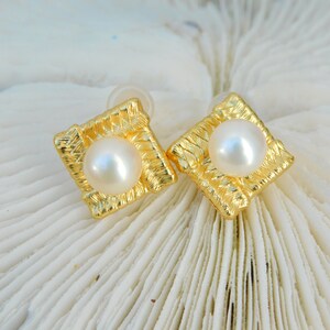 Vermeil Japanese Akoya Pearl Earrings Rhombus Earrings Saltwter Pearls AAA 7.2mm Beige Japanese Saltwater Pearls Modern Design image 7