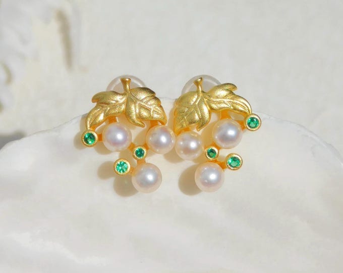 Vermeil Grape Freshwater Pearl Stud Earrings | 4mm | White Pearls | Grape Earrings | AAA | Gold plated Silver | Grape Leaf | Post Earrings