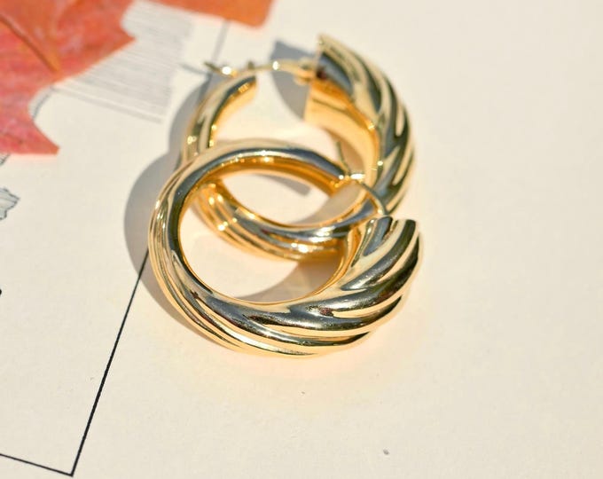Chunky Wide Twist Gold Hoop Earrings: Solid 18k Gold, Hollow Hoops, 40mm; Rope Hoops