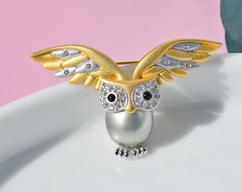 Tahitian Pearl Owl Brooch: Gold plated S925 Silver, 12.1mm, AAA, Animal Pin