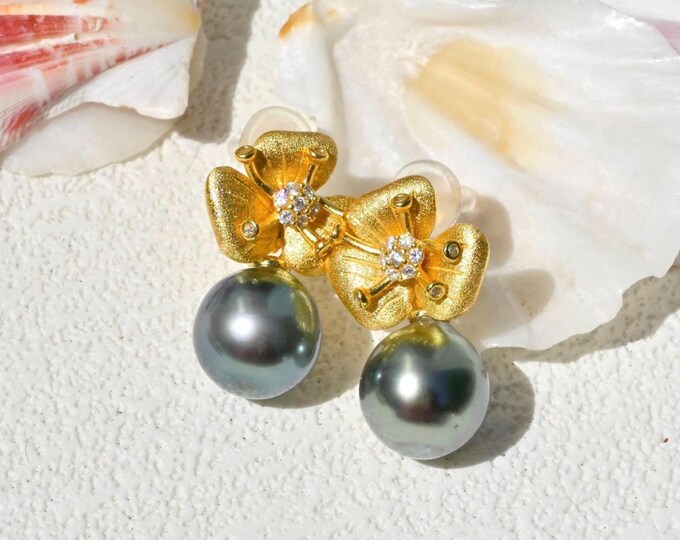 Tahitian Pearl Flower Earrings: Vermeil Orchid, 9.8mm, Peacock, AAA