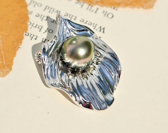 Textured Leaf Brooch/Pendant: Tahitian Pearl Pin, 11mm, Sage Green, AAA