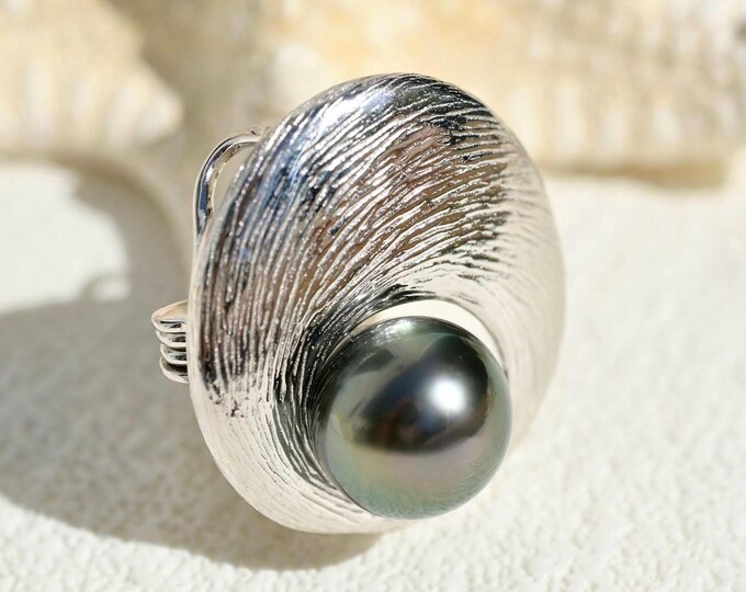 Tahitian Pearl Brooch/Pendant: Deep Green, Textured White Gold Plated Sterling Silver, 10.9mm, AAA