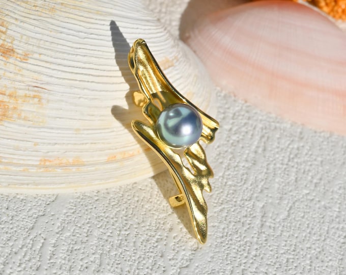 Tahitian Pearl Brooch/Pendant: Dreamy Ocean Blue, 9.2mm, AAA+, Abstract Matte Finish, Vermeil S925 Silver