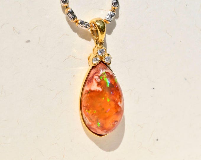 Mexican Matrix Opal Pendant : Solid 9K Gold, 9.15 ct Pear Shaped, Orange Opal with Color Flash