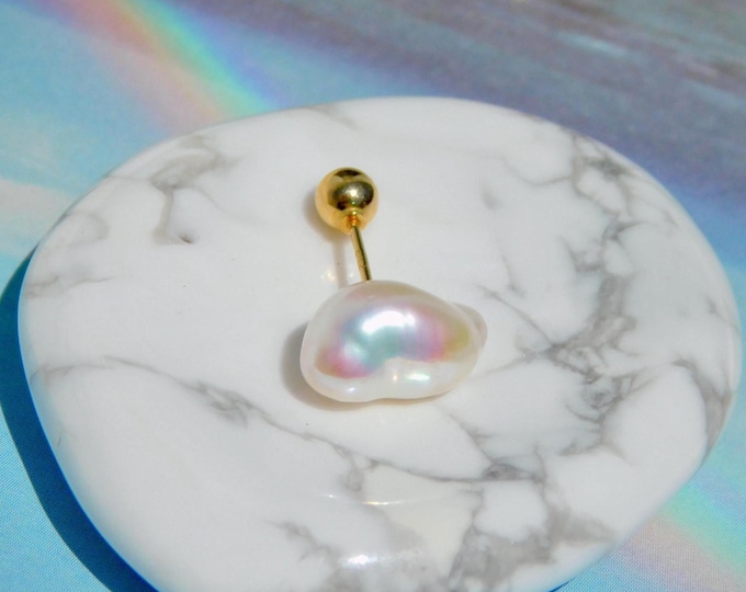 Single ONE Freshwater Keshi Pearl Stud | Baroque Pearl | Second Piercing | Solid 18k Gold Screw Back | AAA+ | 7mm*12mm | Au750 | Gold Stud