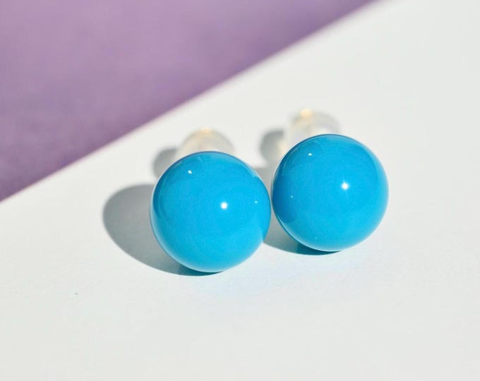 Sky Blue Turquoise Studs: Solid 18K Gold, Undyed, Round , Hubei Turquoise, 9.3mm, Authentic intense Blue, AAA+