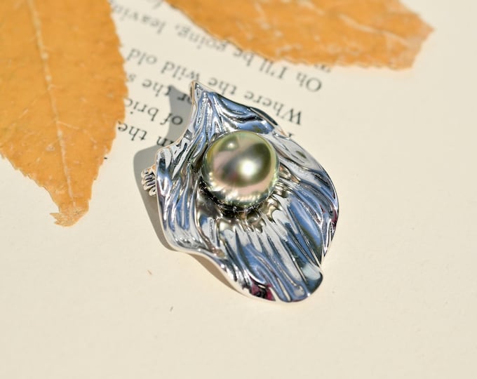 Textured Leaf Brooch/Pendant: Tahitian Pearl Pin, 11mm, Sage Green, AAA