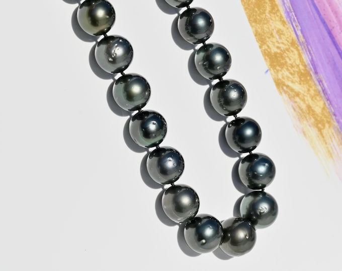 Black Tahitian Pearl Necklace: 11.1mm to 12.9mm; Deep Green Black, 16.5-Inch, Sterling Silver Clasp