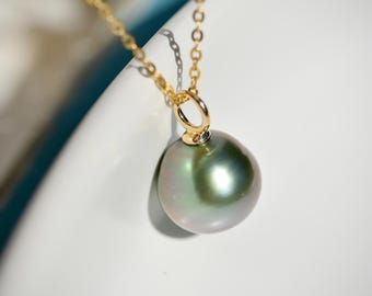 11mm Tahitian Pearl Pendant: Solid 18K Gold, Silver Moss Color, Black Pearl Pendant