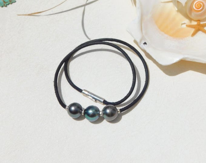 Leather and Tahitian Pearl Necklace | Three Tahitian Pearls | 12.4mm | Pearl and Leather Choker | Silver | Unisex | AAA | 16.5 Inches