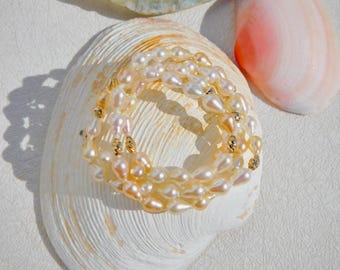 Petite Japanese Akoya Pearl Necklace | 4mm | Solid 18kt Gold | Saltwater Pearl | Pastel Cream | Light Golden | 16.75 Inches | AAA | Stacking