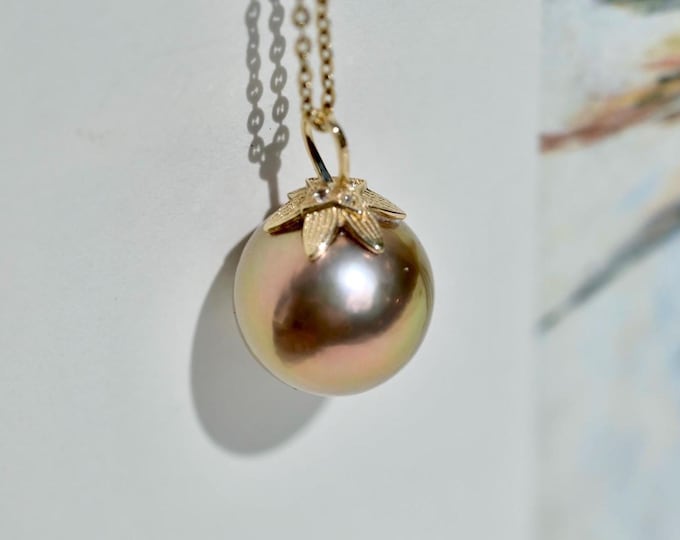 Super Metallic Pearl Pendant: Solid 18K Gold Flower Bail, Bronze Pink Pistachio, AAA+, 11.1mm, Freshwater Pearl Pendant
