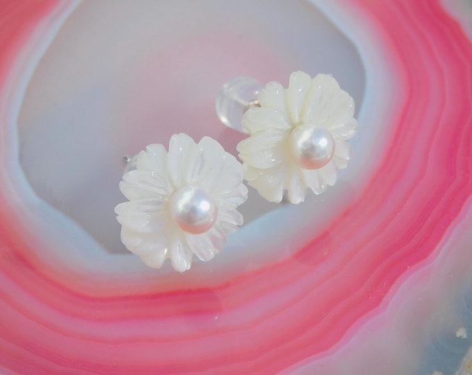 Daisy Studs | Tiny Freshwater Pearls | White Mother of Pearl Flower | 12mm Flower | 4mm Pearls | 18kt White Gold | White | Flower Studs