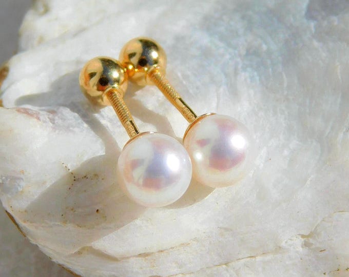 5.5mm Freshwater Pearl Screw Back Stud Earrings: Solid 18K Gold, Petite Pearl Earrings