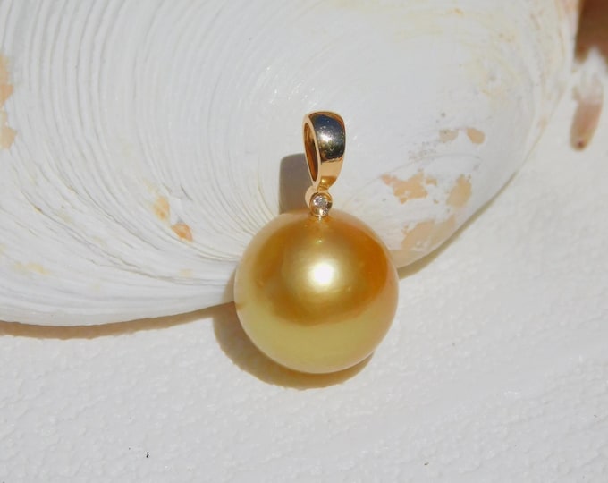 12.5mm Golden South Sea Pearl Pendant | Solid 18k Gold | Natural Diamond | AAA | Deep Tone Golden Pistachio | Au750 | Round | Saltwater