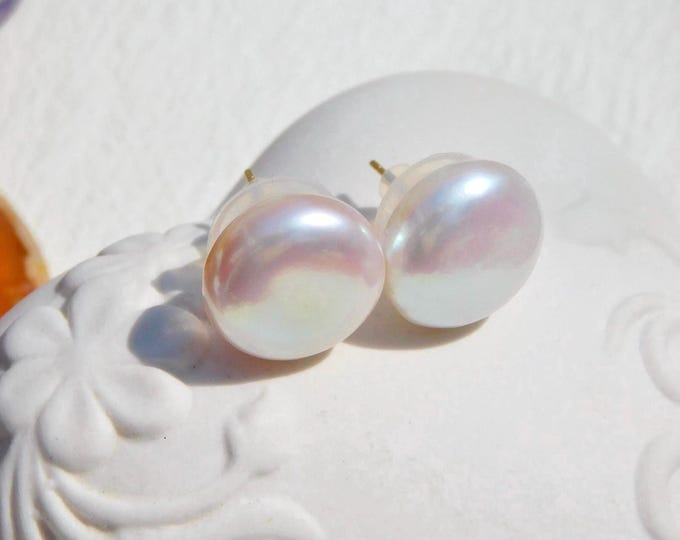 13.7mm Button Freshwater Pearl Studs | Pearl Studs | Solid 18k Yellow Gold | AAA | White with Pink Overtone | Large Pearl Studs | Button