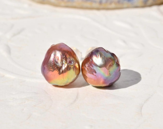 Rainbow Metallic Kasumi-like Pearl Studs: Intense Purple Pistachio, Solid 18K Gold, 10.5mm