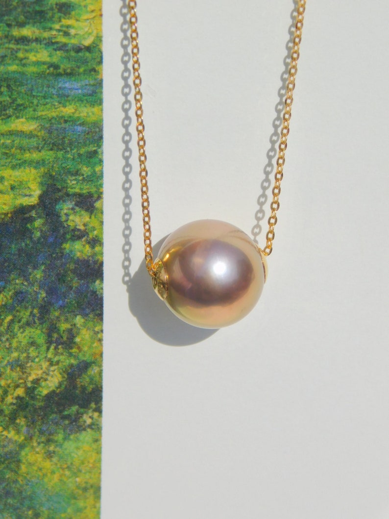 Floating Pearl Chain Necklace