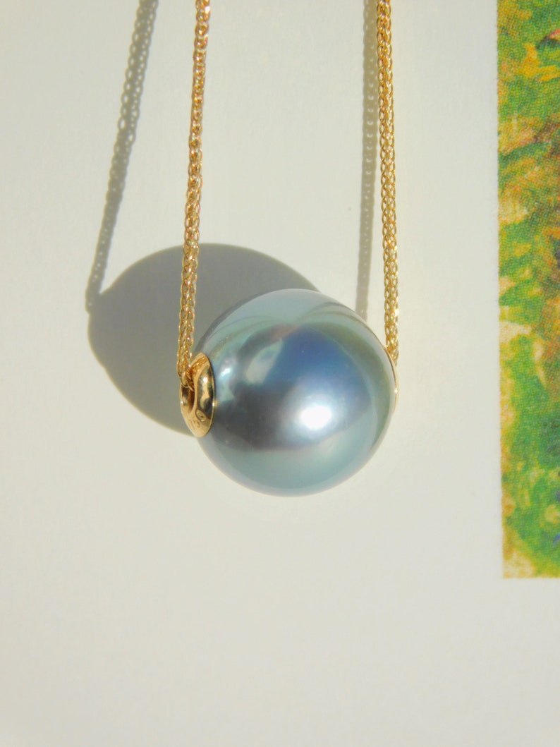AAA 11mm Floating Tahitian Pearl Necklace | Pastel Teal Blue | S AAA 11mm Floating Tahitian Pearl Necklace | Pastel Teal Blue | S
