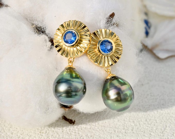 11.5mm Peacock Tahitian Pearl Earrings: Gold Plated Silver, S925, Blue Daisy