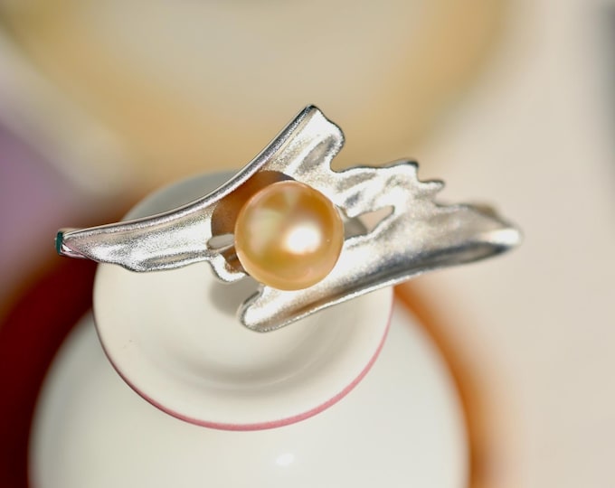 Golden South Sea Pearl Brooch/Pendant: Butter Gold, 9mm, AAA, Abstract Matte Finish, S925 Silver, Gold Pearl Pin