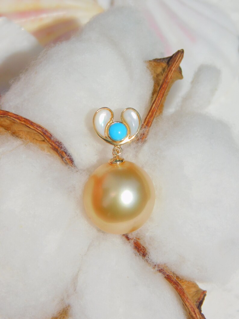 13mm Light Golden South Sea Pearl Pendant Solid 18K Gold Bail AAA Mother of Pearl and Turquoise Saltwater Pearl Pendant image 1