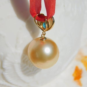 13mm Light Golden South Sea Pearl Pendant Solid 18K Gold Bail AAA Mother of Pearl and Turquoise Saltwater Pearl Pendant image 4