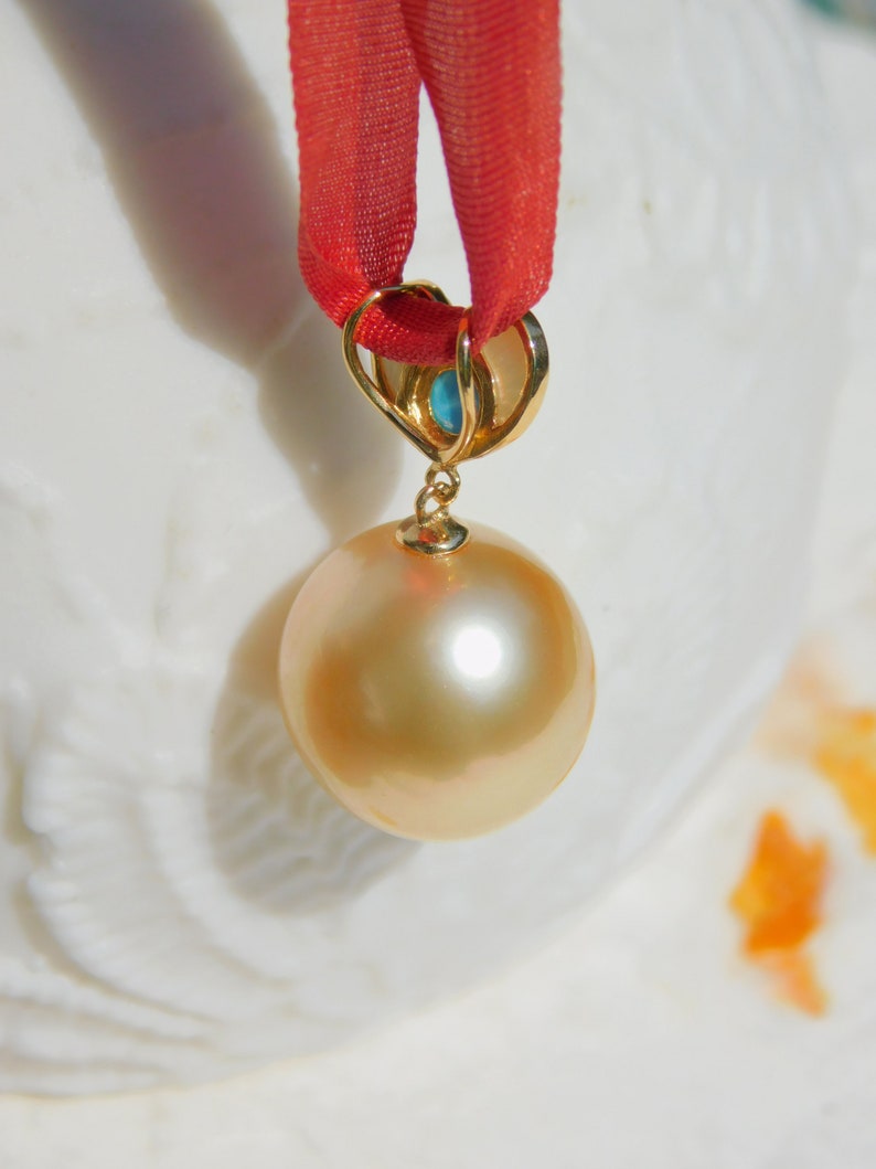 13mm Light Golden South Sea Pearl Pendant Solid 18K Gold Bail AAA Mother of Pearl and Turquoise Saltwater Pearl Pendant image 4