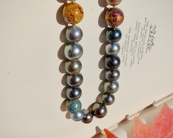 Large Tahitian Pearl Necklace | 10.6- 13.1mm | Multi-color | Round | Lacquer Beads | Black Pearls | Solid 9kt Gold Clasp | AAA | 18 Inches