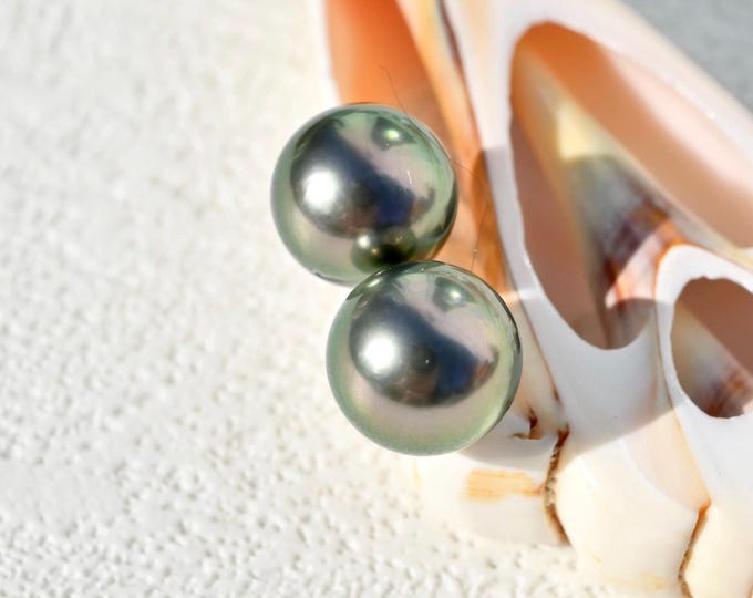 9.6mm Tahitian Pearl Studs: Green Black, AAA, Round, Solid 18k Gold