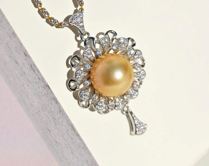 14.6mm Golden South Sea Pearl Pendant: White Gold Plated Silver Lace, AAA, S925
