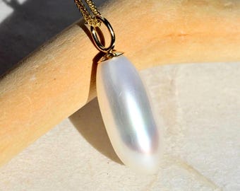 Elongated Freshwater Keshi Pearl Charm: 7*17mm, Solid 18K Gold Pendant, Iridescent White Baroque Pearl