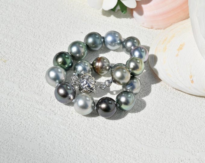 Tahitian Pearl Bracelet: 9-10.2mm, Gray, AAA, Sterling Silver Clasp, Best for 7-inch Wrist Size