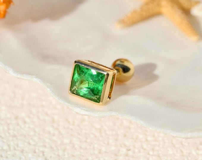 Single ONE Tsavorite Screw-back Stud: Mint Green, Solid 18K Gold, 6.2mm*5.6mm, 0.6ct, Great for Second Piercing