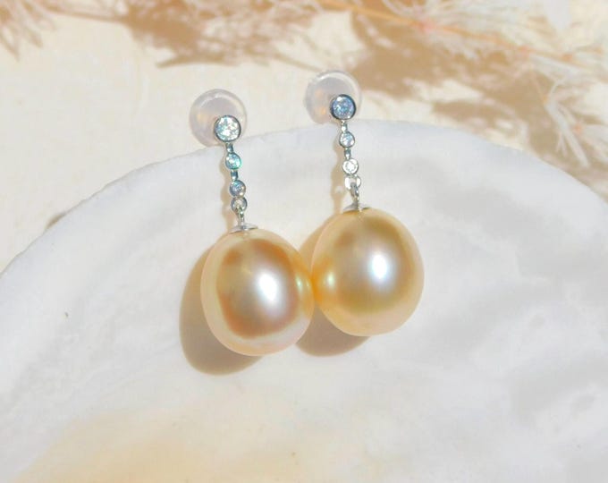 Light Golden South Sea Pearl Drop Earrings | Solid 18kt White Gold | South Sea Pearl Earrings |  AAA | Saltwater Pearls | 11.5mm | Au750