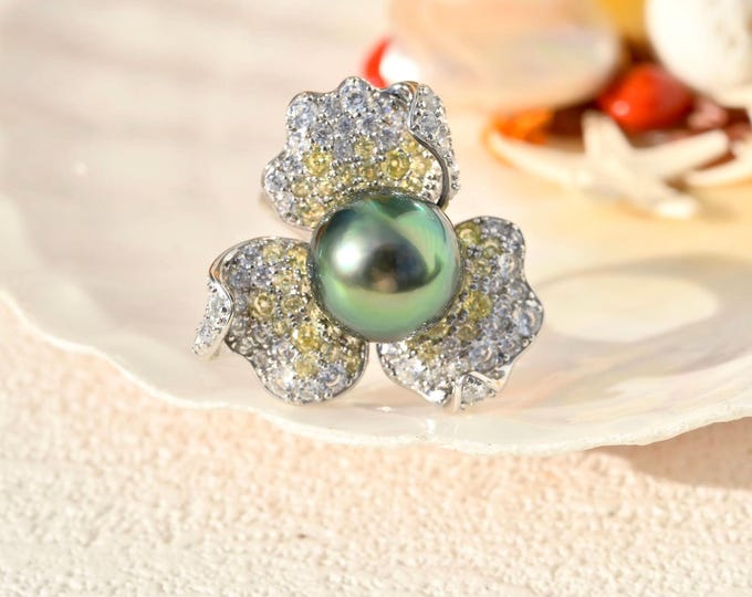 Tahitian Black Pearl Ring: 11.2mm Vivid Peacock Green, White Gold Plated Sterling Silver, AAA+