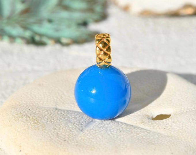 Cobalt Blue Turquoise Pendant: Round, 10.3mm, Solid 18K Gold Bail, Authentic Intense Blue Turquoise, Hubei Turquoise, Undyed