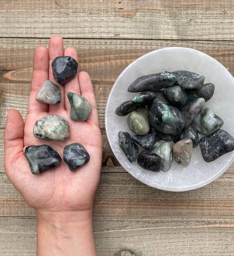 ONE Polished Emerald Stone Tumbled Stones Healing Crystals Etsy