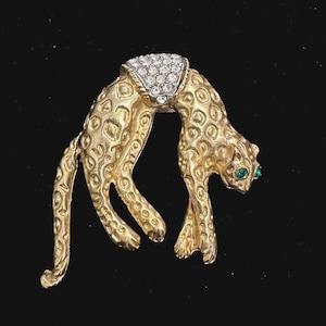 Vintage Gold Tone Brooch Cheetah/Jaguar/Cat with Rhinestone Eyes and a Moveable Tail Maker Unknown