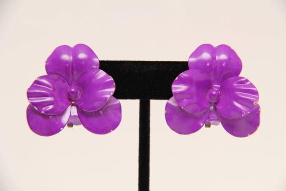 Vintage 1940's Purple Pansy Enamel Clip-on Earring