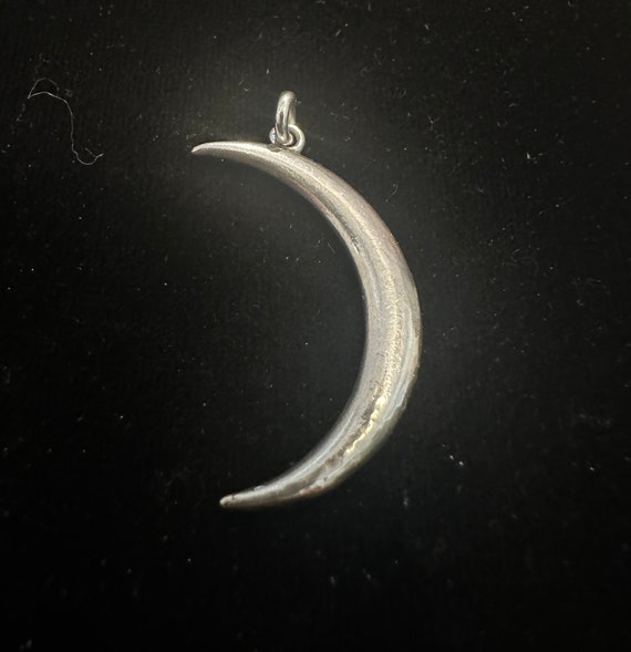 Vintage Sterling Silver Crescent Moon Shaped Penda