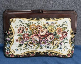 Vintage Floral Tapestry Clutch Purse Handbag Pink Beige Plastic Frame Chain Gold