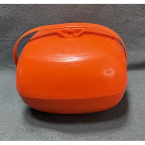 VTG MCM Picknick Master Plast Nästande Serveringsset Orange Hong Kong Patio Camp