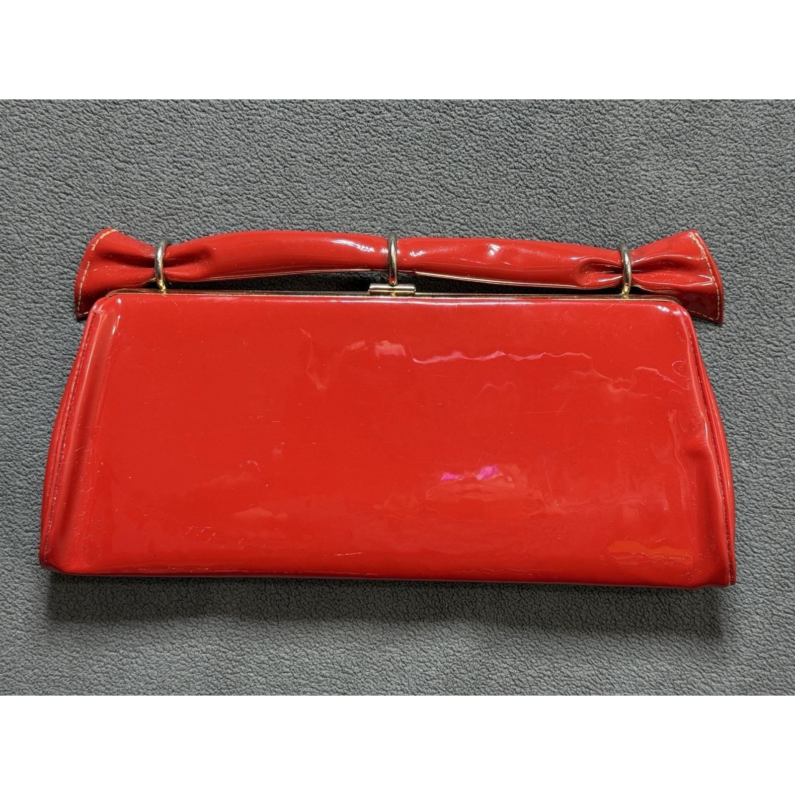 Sac pochette de soirée en raphia