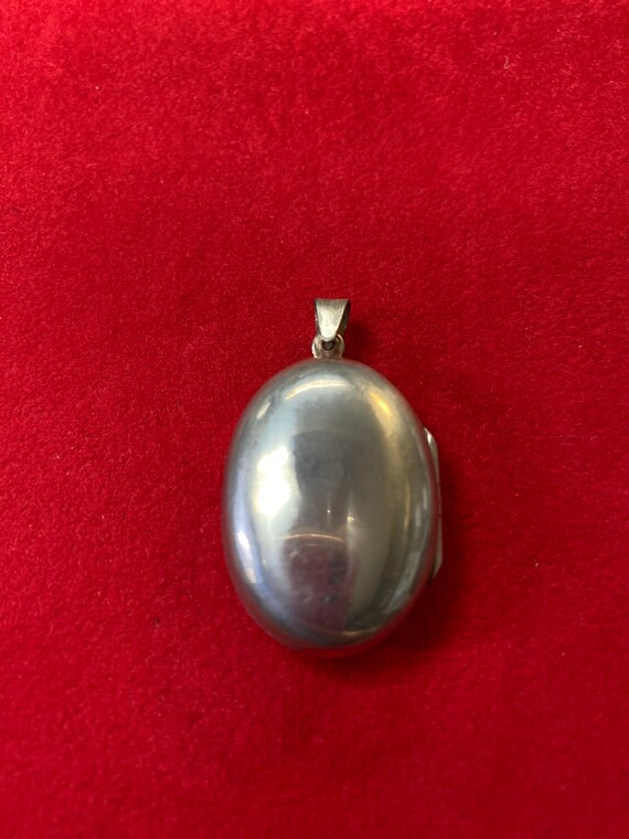Vintage Sterling Silver Locket - image 2