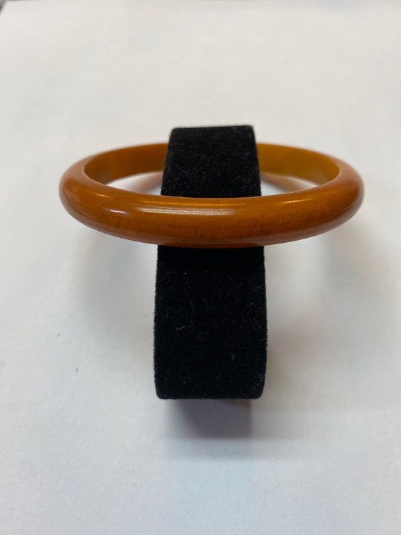 Vintage Caramel Bakelite Bangle - image 4