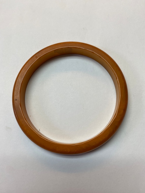 Vintage Caramel Bakelite Bangle - image 2