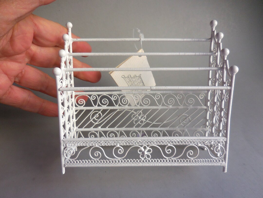 Alice Lacey Wire Quilt Rack Dollhouse Miniatures Etsy