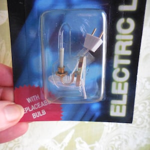 Candlestick Wall Sconce ~ 12 Volt ~ Dollhouse Miniature
